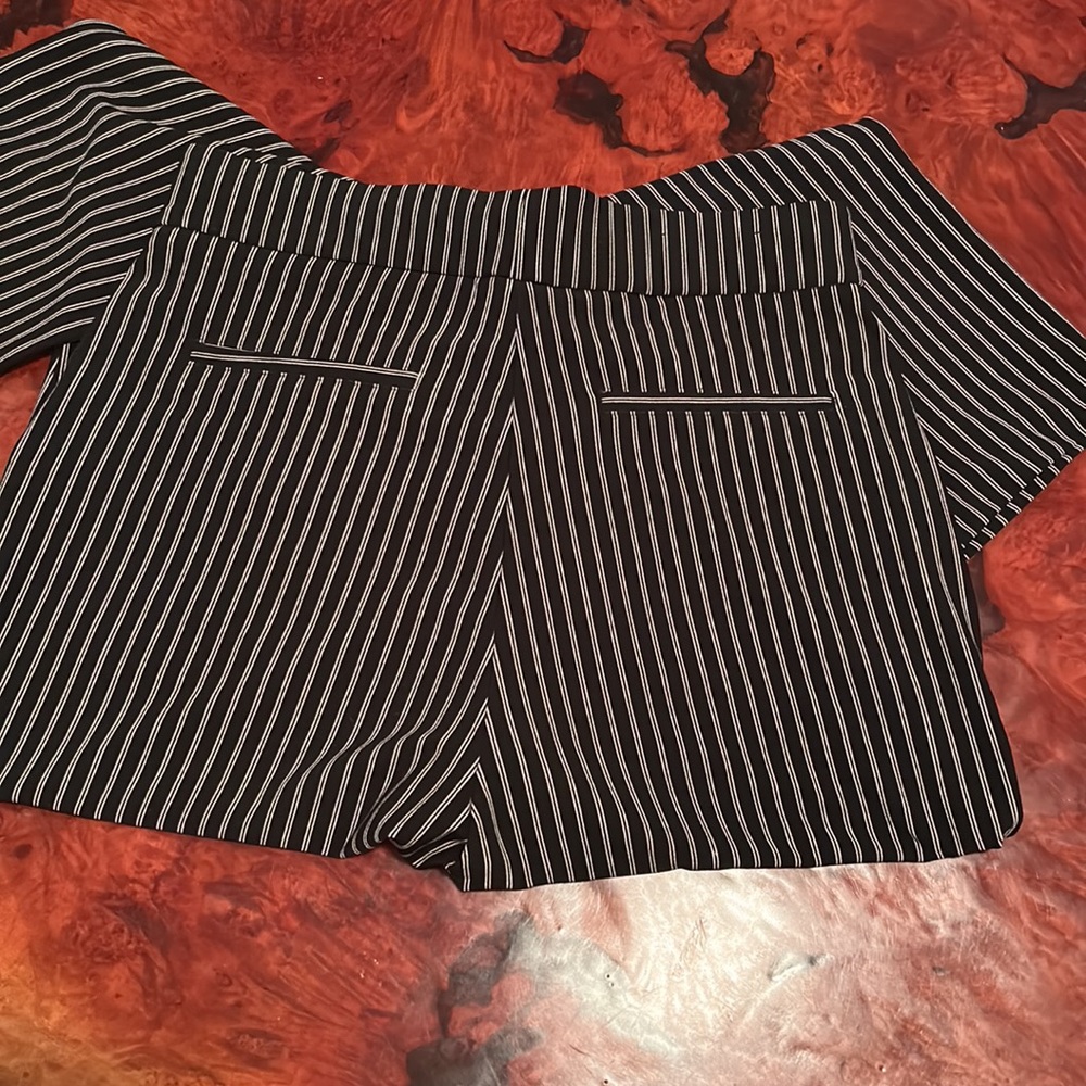 Hilary Ridley Women’s Dress Pants White Stripe on Black Size S/CH - Picture 4 of 6